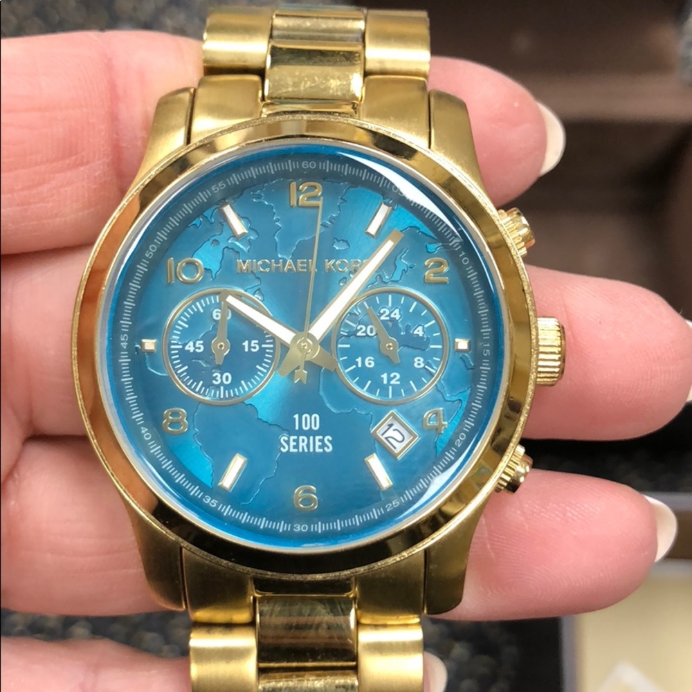 Michael kors- 100 series